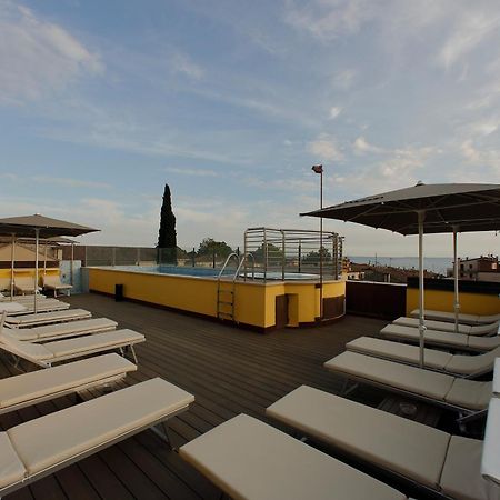 Hotel Namia By Dori Bardolino Bagian luar foto