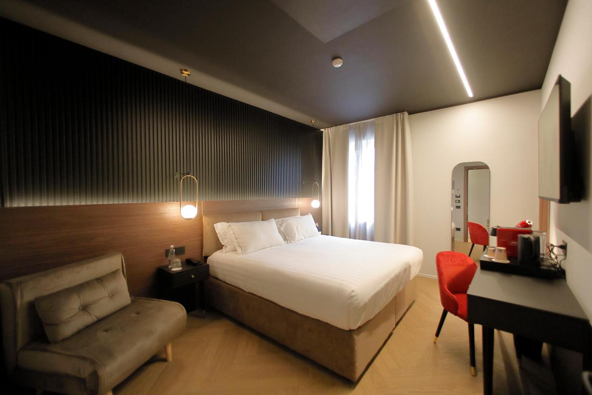 Hotel Namia By Dori Bardolino Bagian luar foto