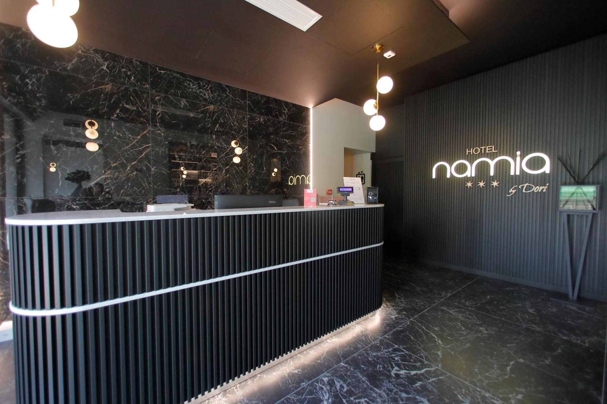 Hotel Namia By Dori Bardolino Bagian luar foto